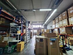 Carros Centre (D25), Factory #532399881